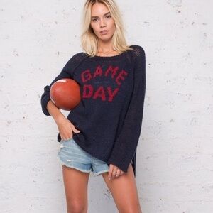 Wooden Ships Game Day Crewneck Loose Knit Lightweight Sweater M/L